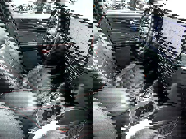 Certified 2023 Ford Escape ST-Line Elite AWD/4WD image 31