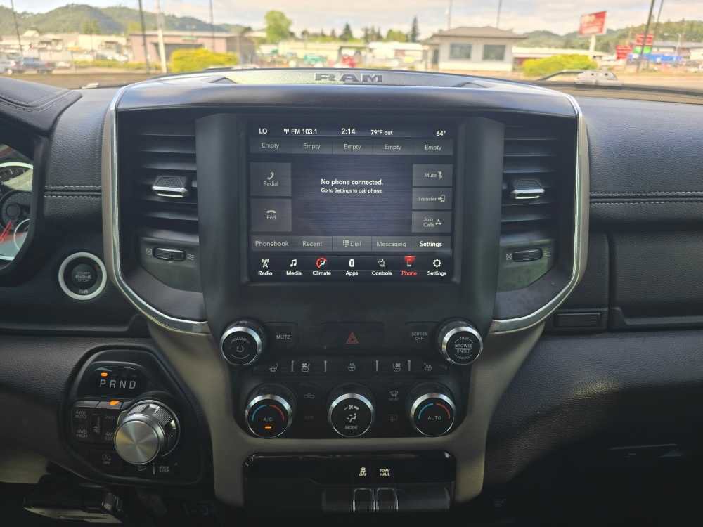 Used 2021 RAM 1500 Laramie w/ Off Road Group AWD/4WD image 13