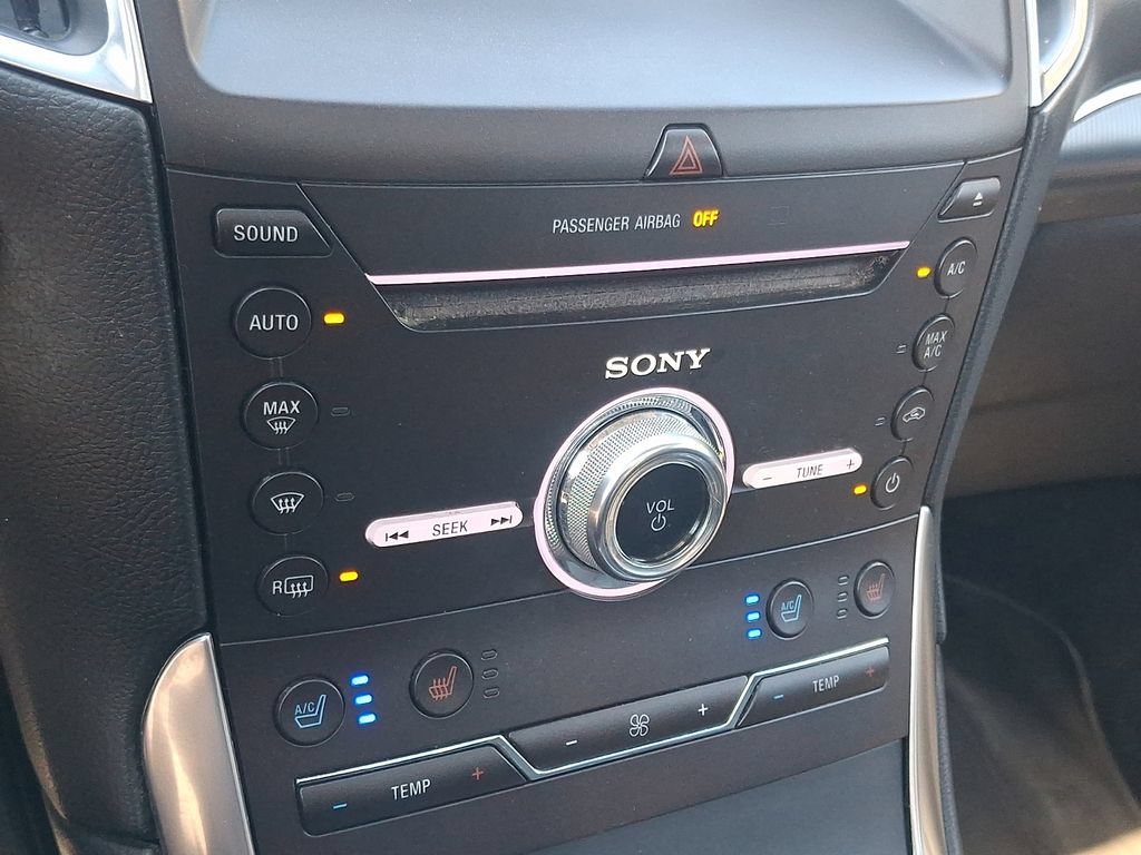 Certified 2017 Ford Edge Titanium w/ Equipment Group 301A FWD image 16