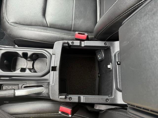 Used 2023 Jeep Wrangler Unlimited Sahara w/ Cold Weather Group image 16