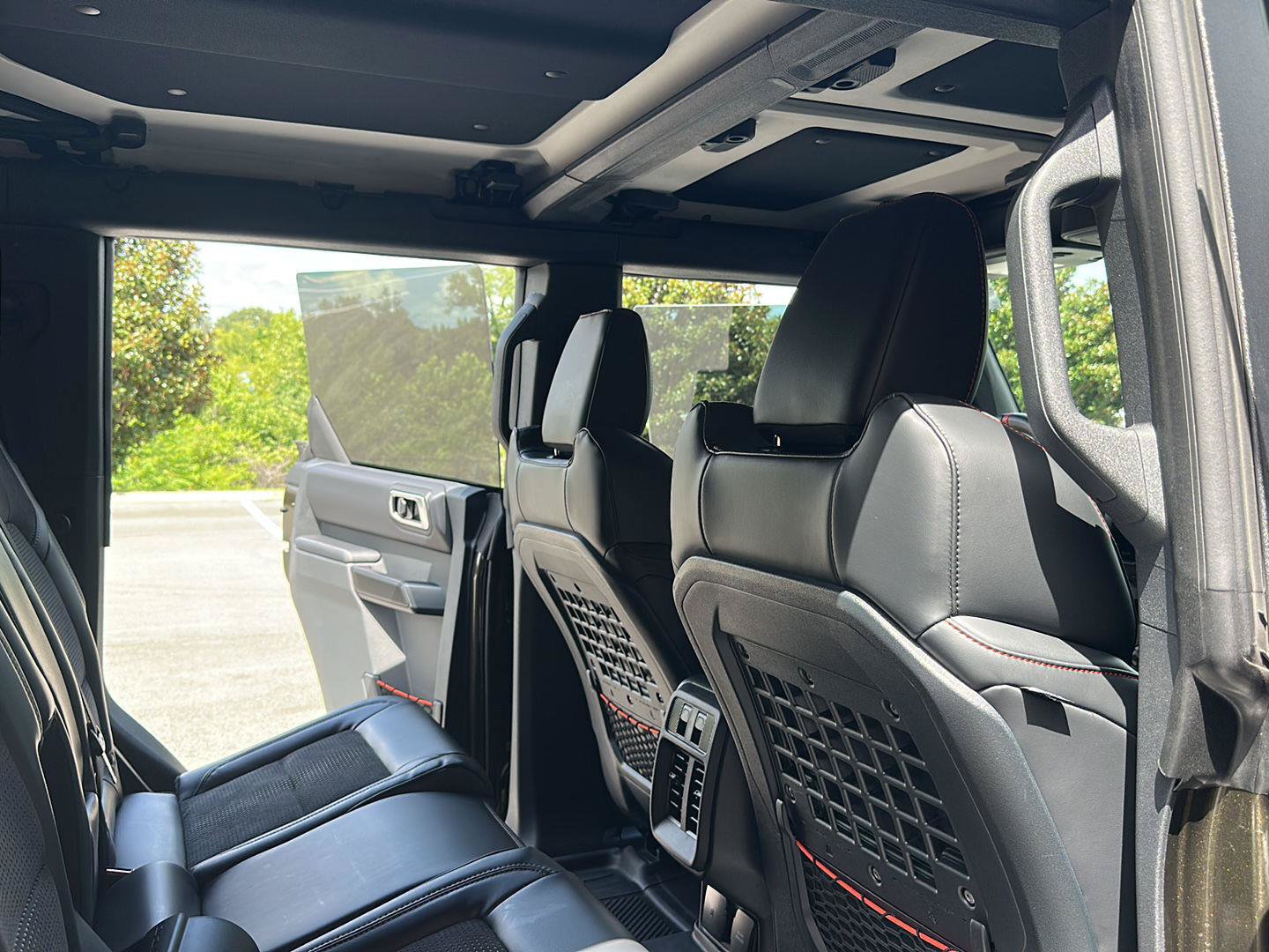 Certified 2025 Ford Bronco Raptor w/ Interior Carbon Fiber Pack AWD/4WD image 29