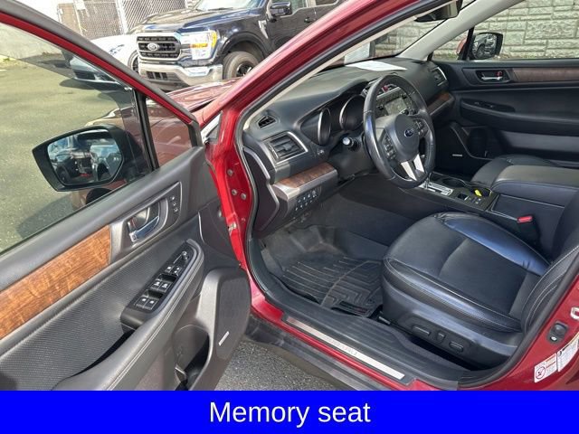 Used 2017 Subaru Outback 2.5i Limited image 12