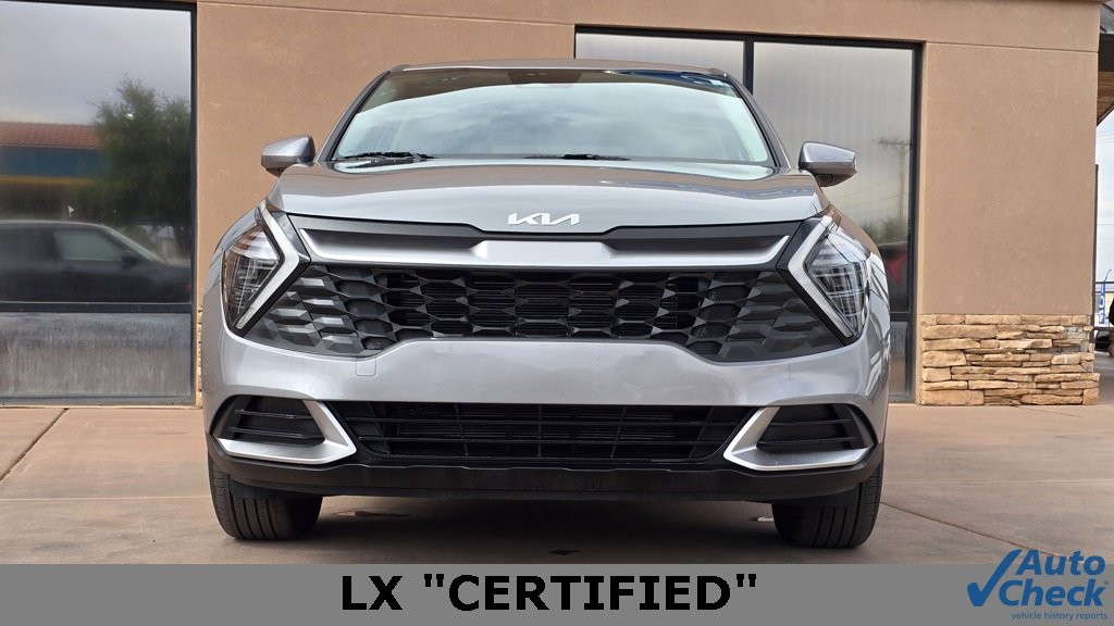 Used 2025 Kia Sportage LX image 17