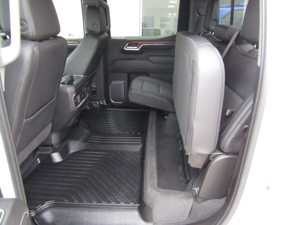Used 2023 GMC Sierra 1500 Denali w/ Technology Package AWD/4WD image 43