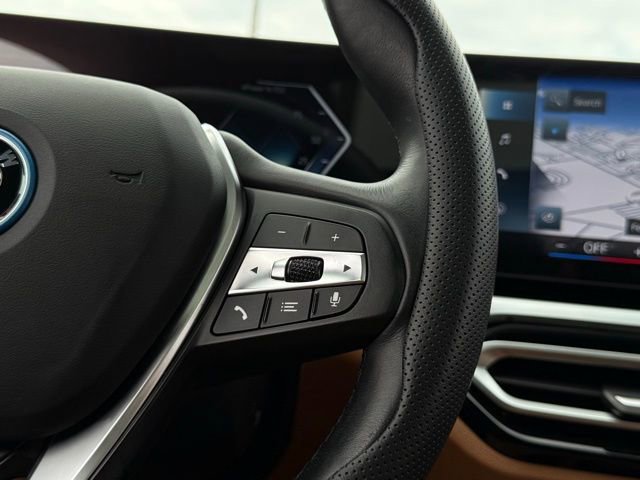 Used 2023 BMW i4 eDrive40 w/ Premium Package image 26