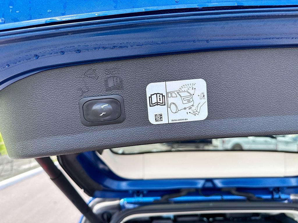 Certified 2019 Ford Escape Titanium FWD image 30