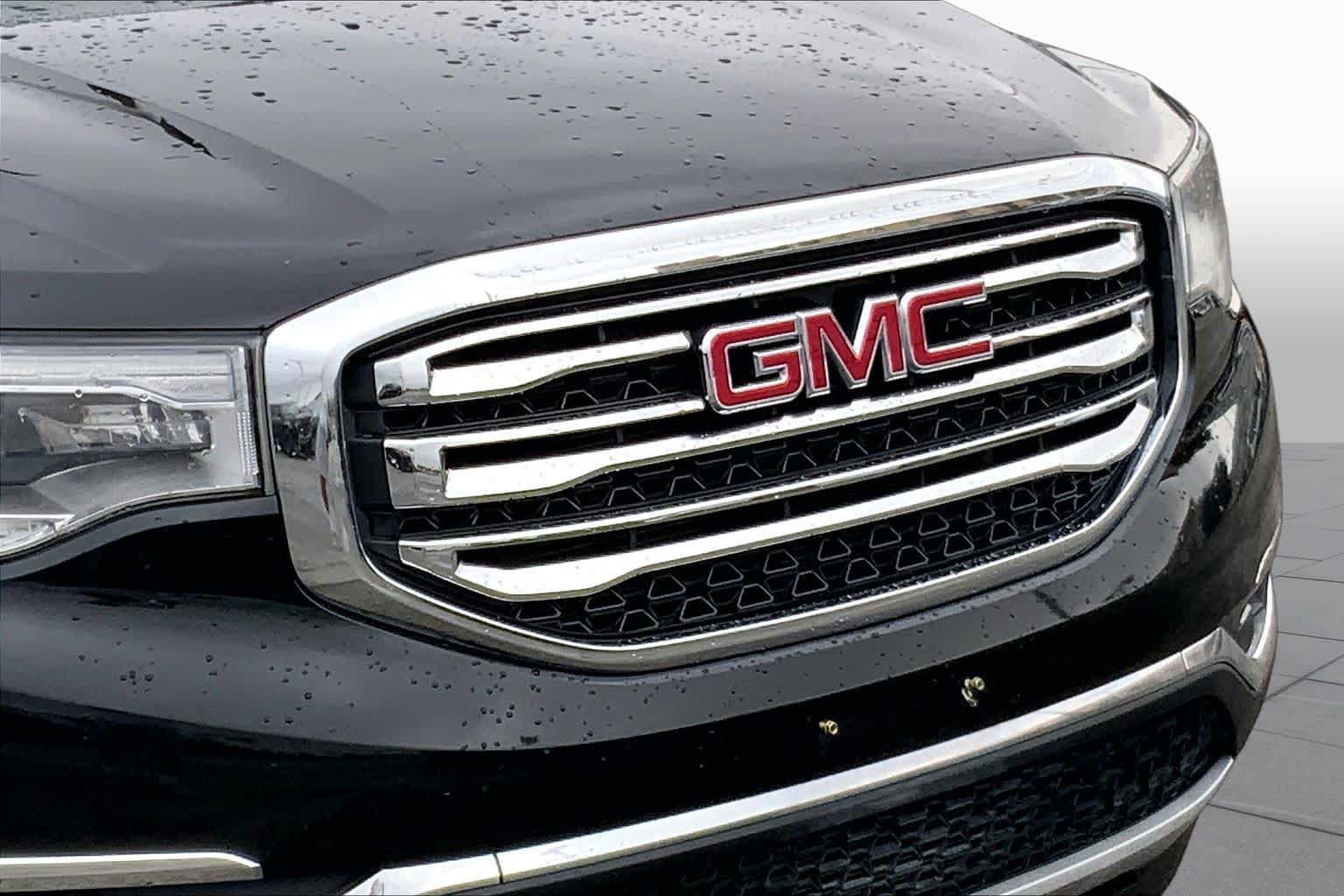 Used 2019 GMC Acadia SLT w/ LPO, Floor Liner Package FWD image 26