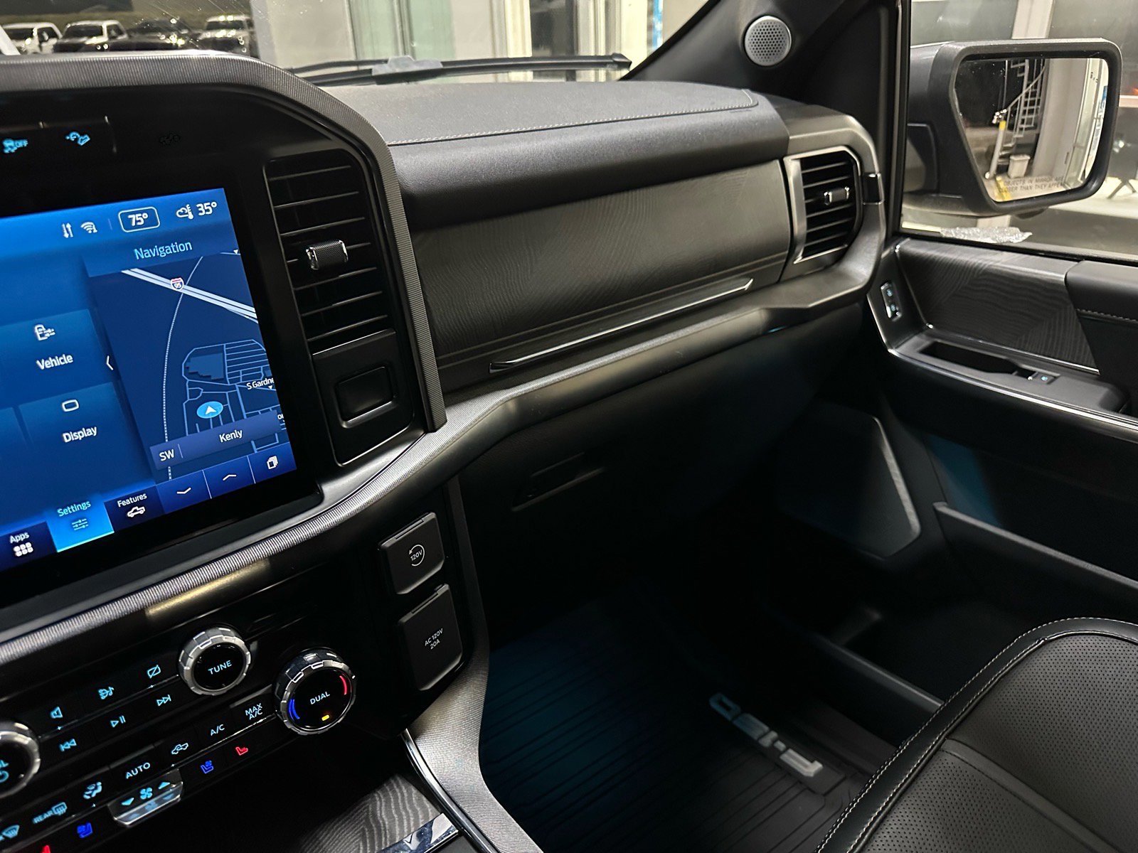 Certified 2023 Ford F150 Platinum w/ Equipment Group 701A High image 41