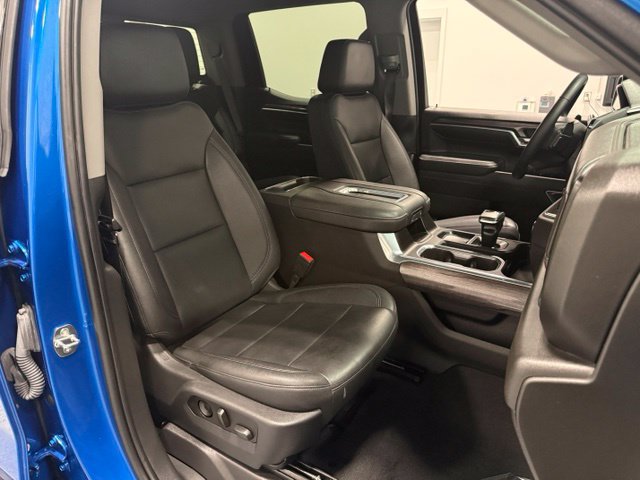 Used 2022 Chevrolet Silverado 1500 LTZ AWD/4WD image 33