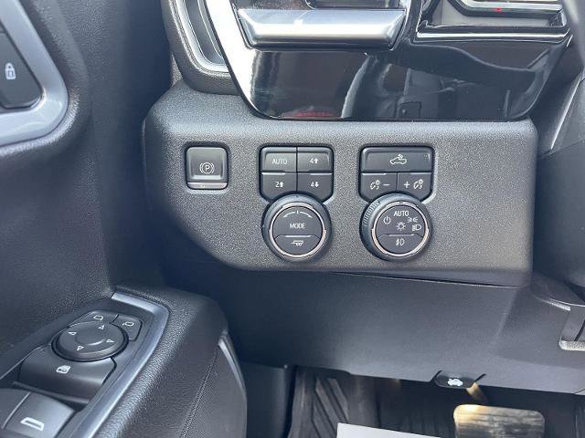 Used 2022 Chevrolet Silverado 1500 RST image 16