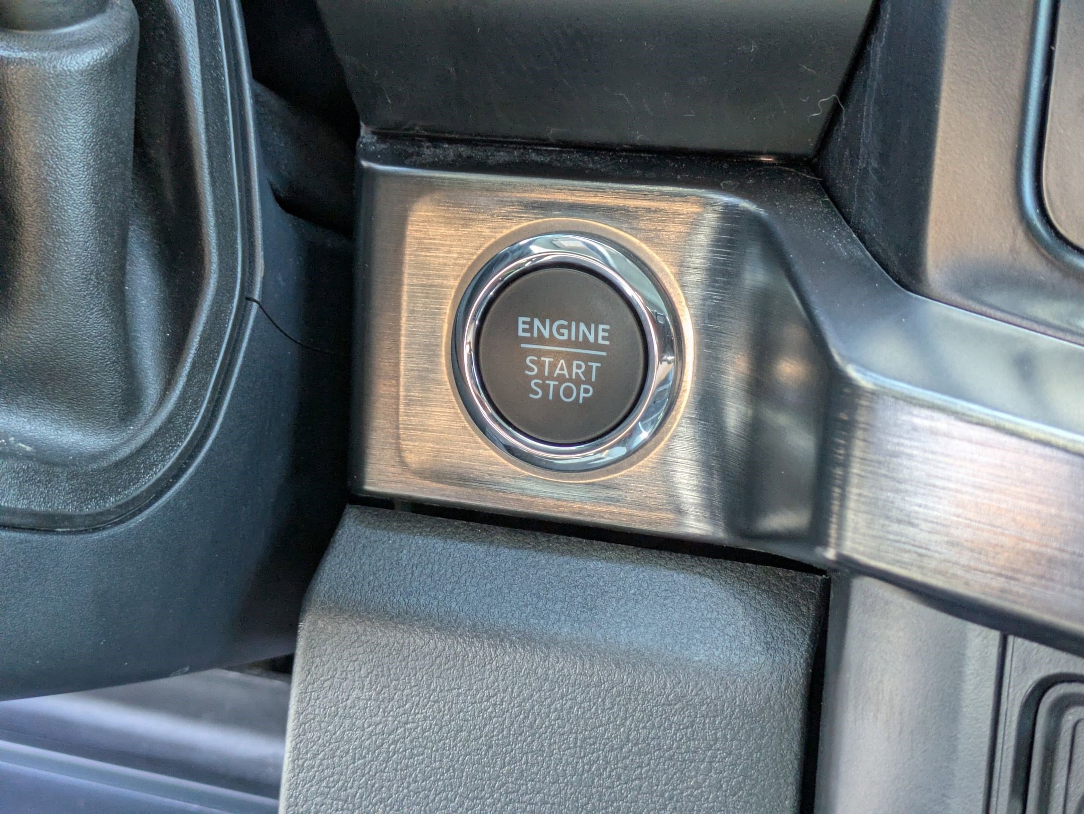 Certified 2025 Ford F250 Lariat AWD/4WD image 23