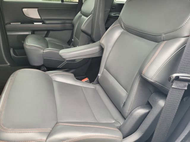 Certified 2025 Ford Expedition Active image 13