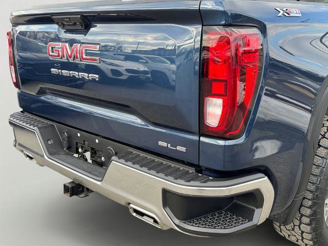 Used 2023 GMC Sierra 1500 SLE w/ X31 Off-Road Package image 9