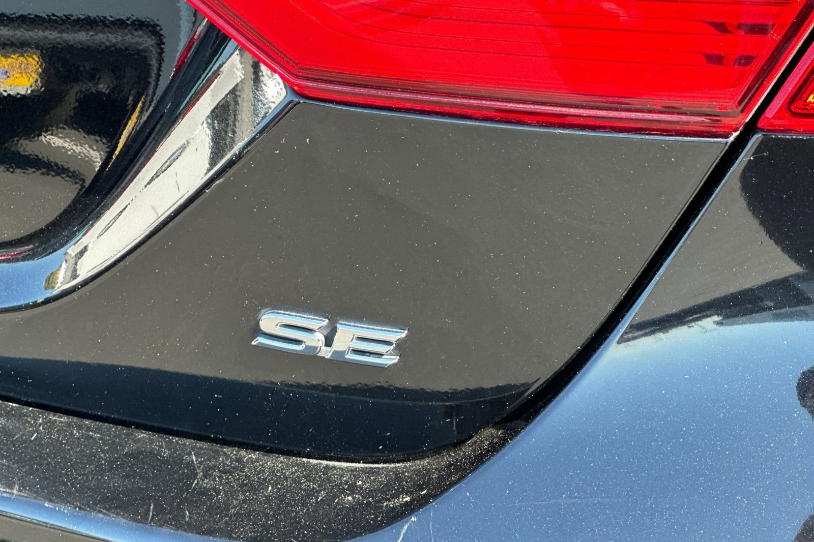 Used 2020 Toyota Camry SE image 28