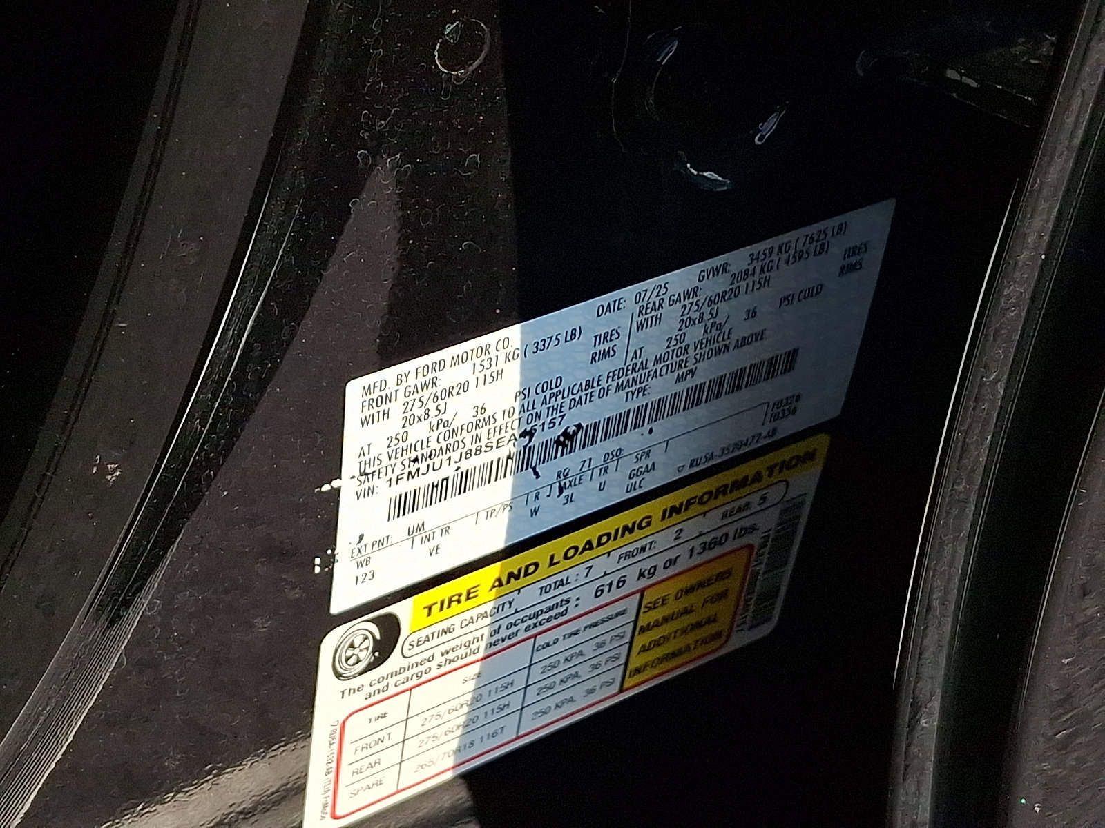 Certified 2025 Ford Expedition Active AWD/4WD image 30