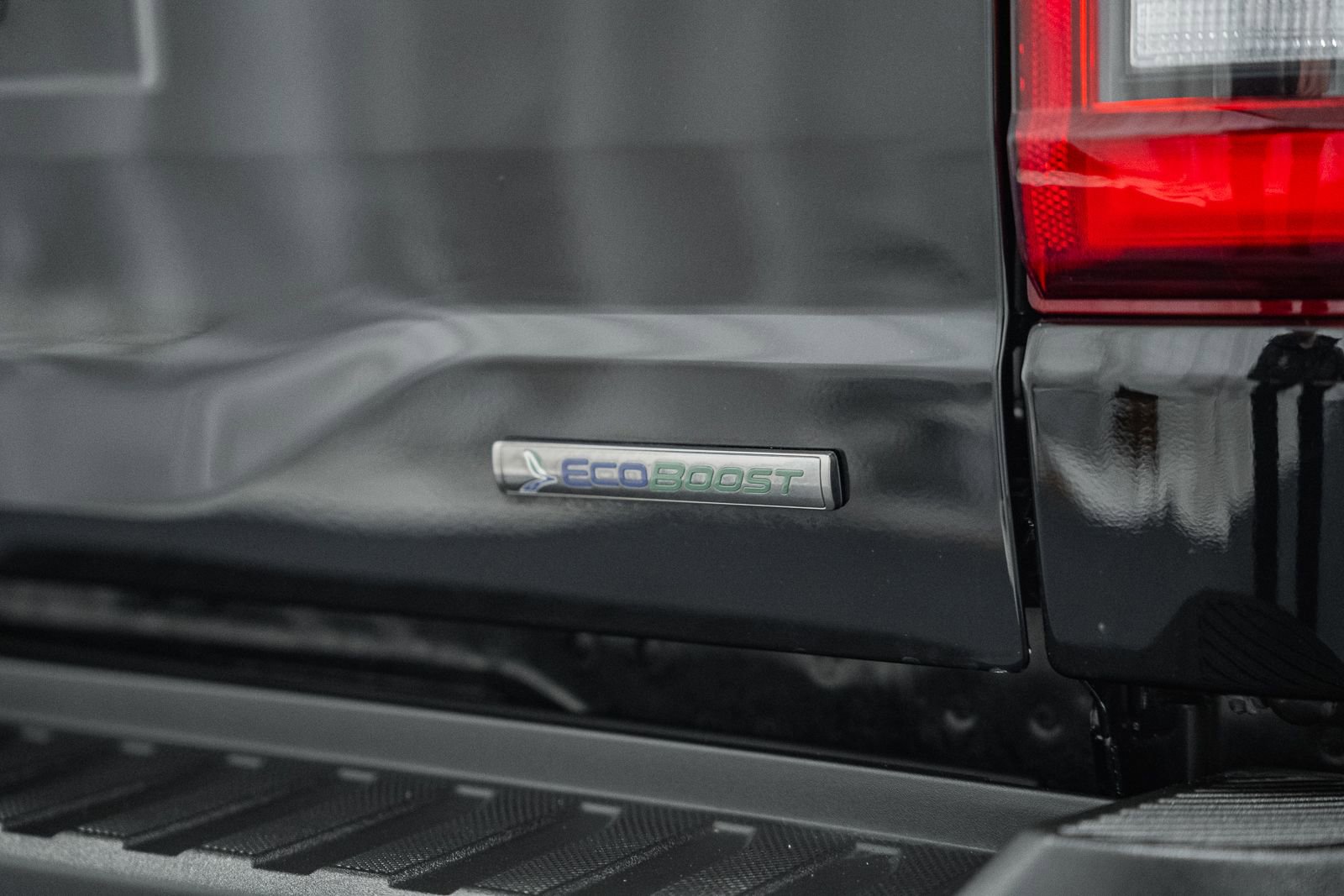 Certified 2023 Ford F150 Lariat w/ Equipment Group 502A High image 7