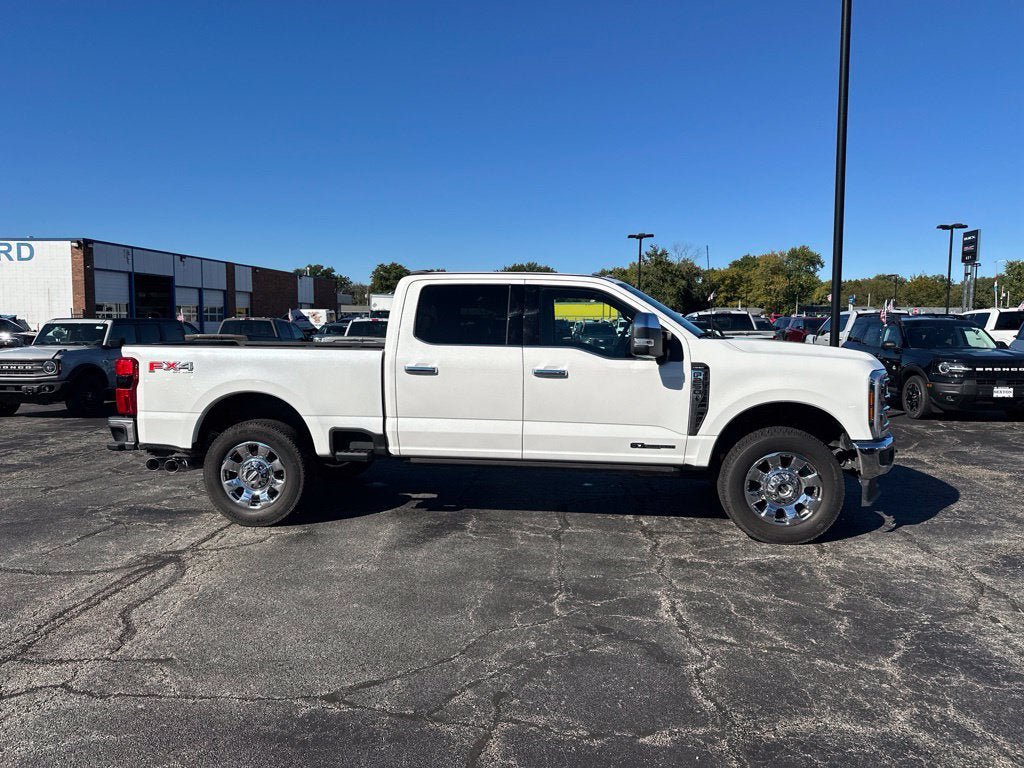 Certified 2025 Ford F250 Lariat w/ Lariat Ultimate Package AWD/4WD image 4