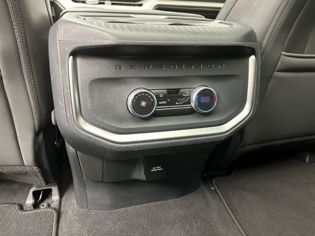 Certified 2025 Ford Expedition Active AWD/4WD image 16