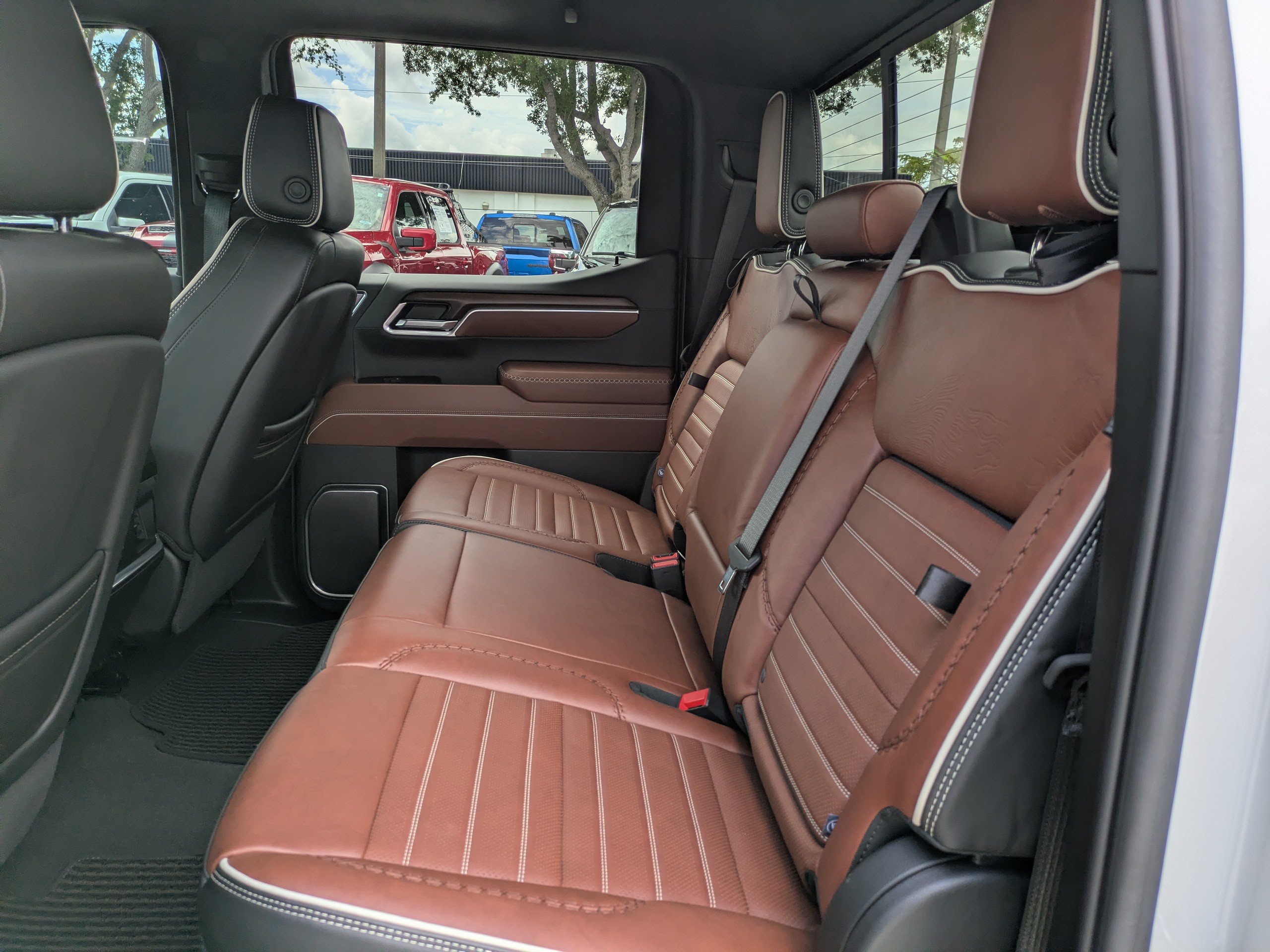 Used 2025 GMC Sierra 1500 Denali Ultimate AWD/4WD image 15