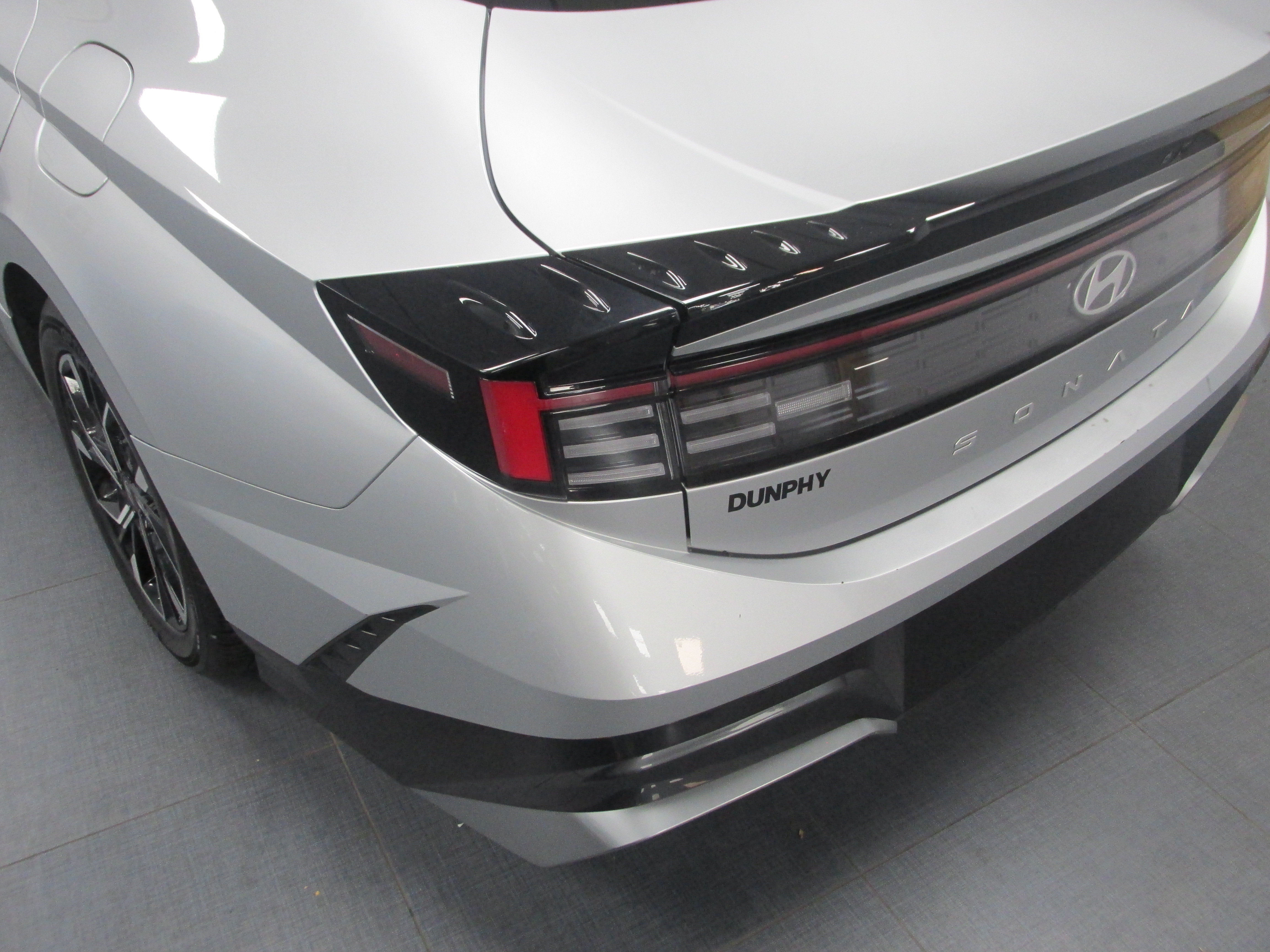 Used 2025 Hyundai Sonata SEL FWD image 11