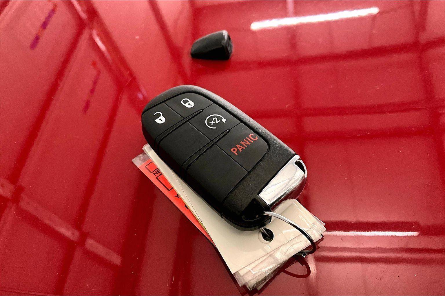 Used 2018 Jeep Compass Latitude w/ Popular Equipment Group image 11