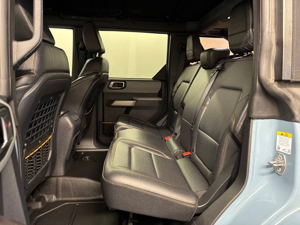 Certified 2023 Ford Bronco Badlands w/ Sasquatch Package AWD/4WD image 33
