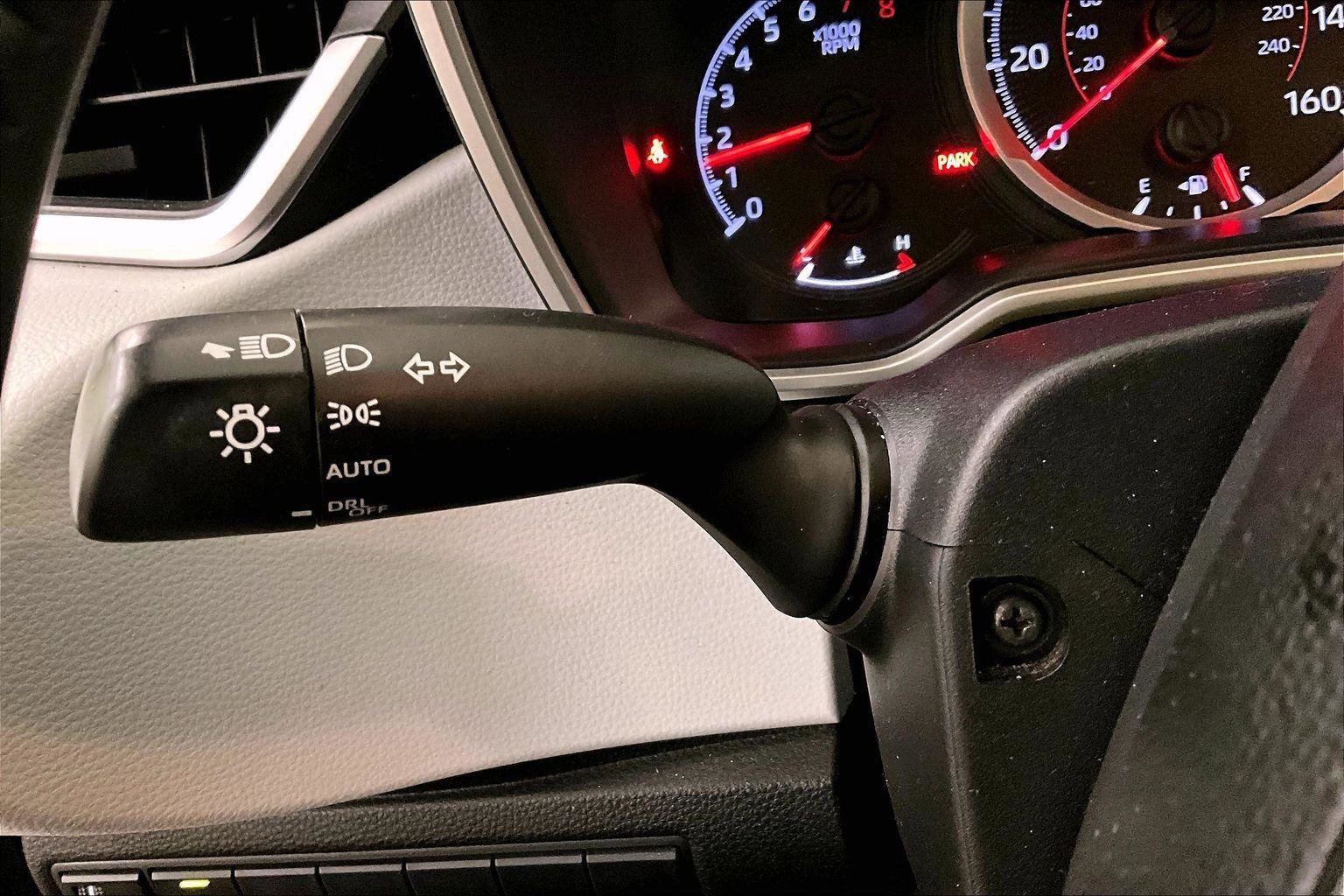 Used 2019 Toyota Corolla SE image 30