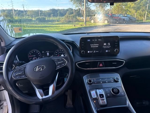 Used 2021 Hyundai Santa Fe SE w/ Cargo Package FWD image 12