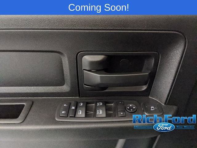 Used 2024 RAM 3500 Tradesman w/ Chrome Appearance Group image 15