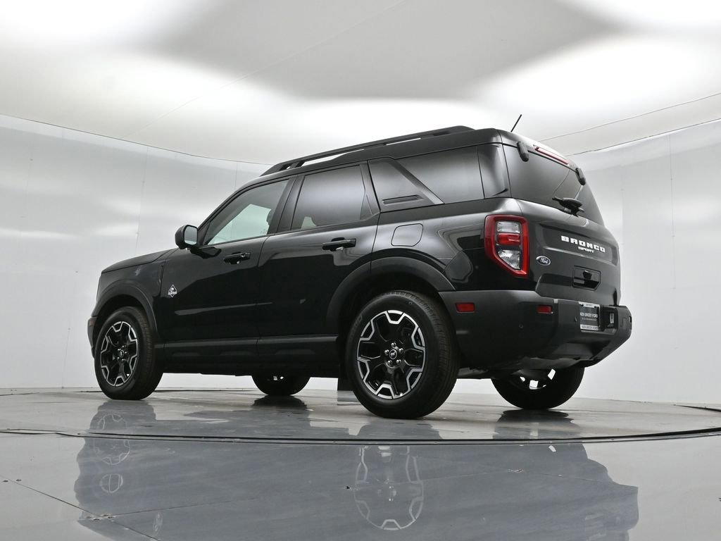 Certified 2025 Ford Bronco Sport Outer Banks w/ Outer Banks Tech Package+ image 20