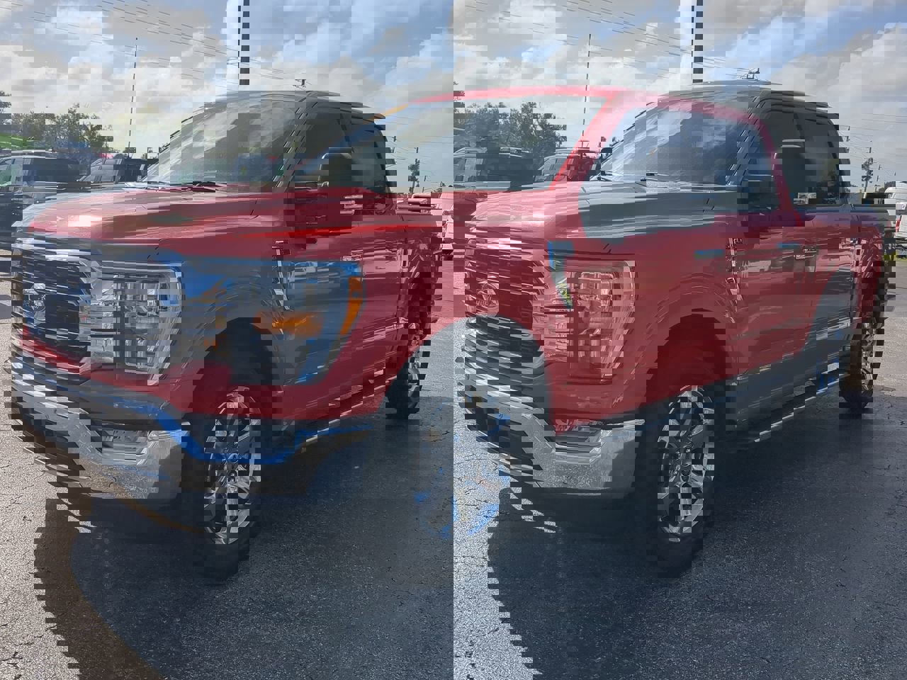 Certified 2022 Ford F150 XLT w/ Equipment Group 302A High image 8