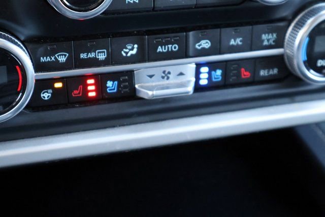 Certified 2024 Ford Expedition Max XLT image 7