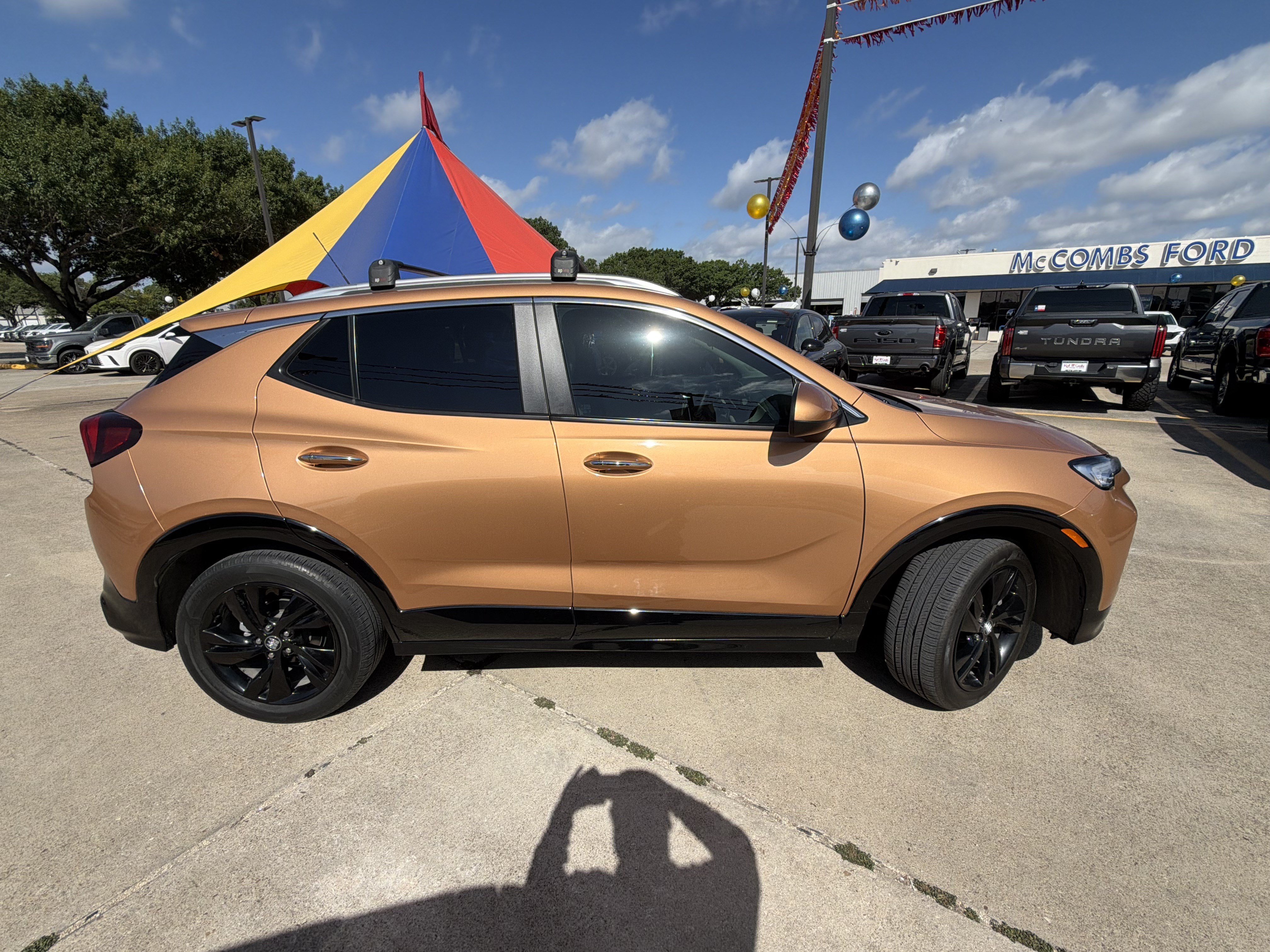 Used 2024 Buick Encore GX Sport Touring FWD image 4