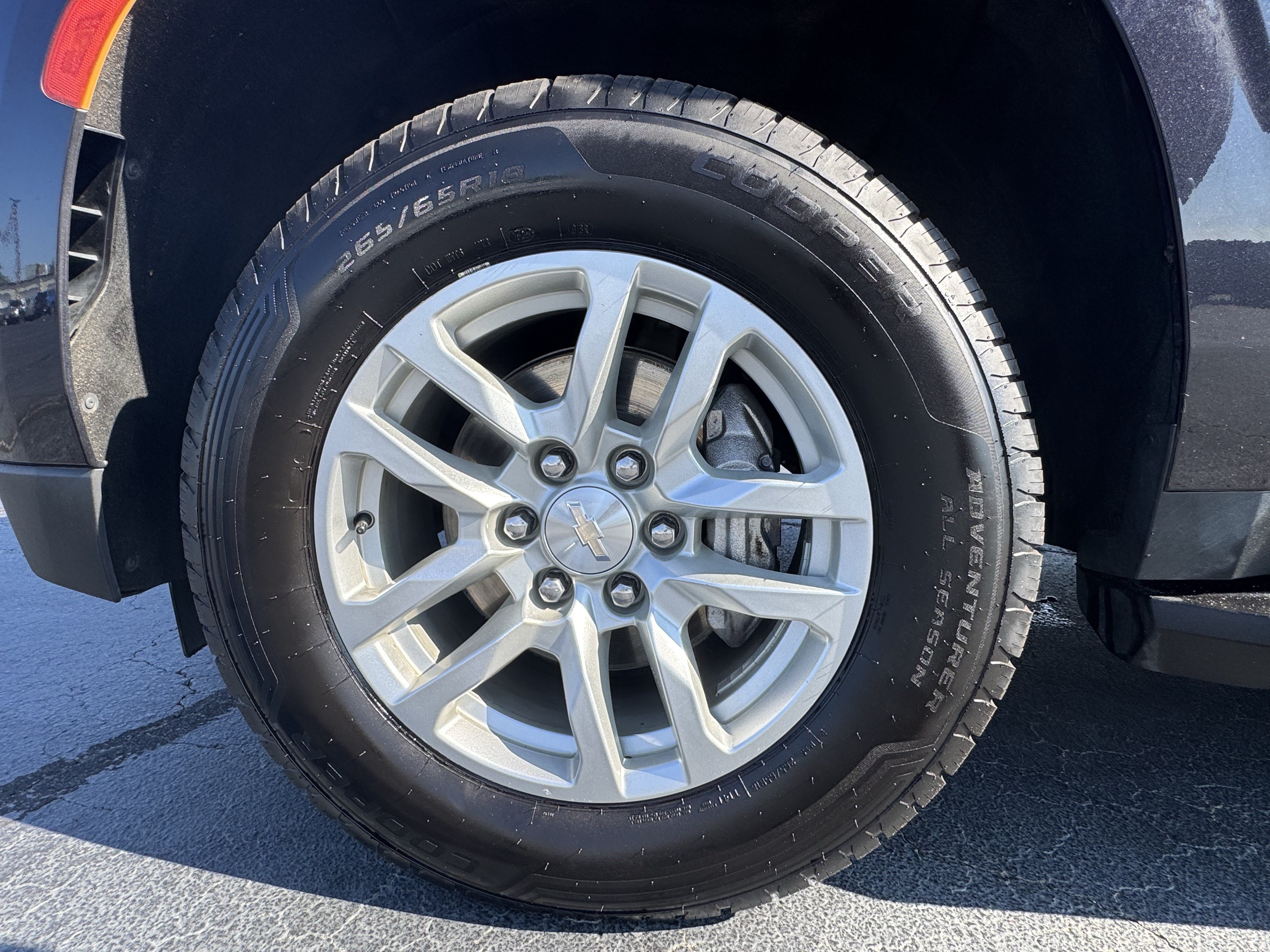 Used 2023 Chevrolet Tahoe LS w/ Driver Alert Package RWD image 13