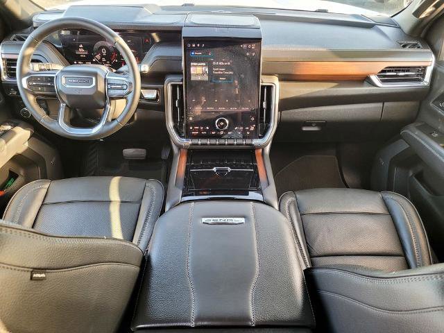 Used 2025 GMC Yukon Denali image 13