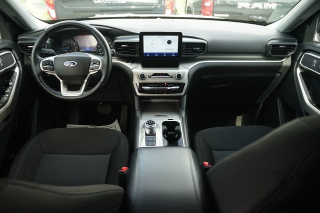 Certified 2022 Ford Explorer XLT RWD image 22