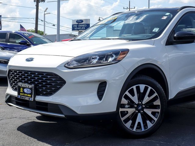 Certified 2020 Ford Escape SE Sport AWD/4WD image 3