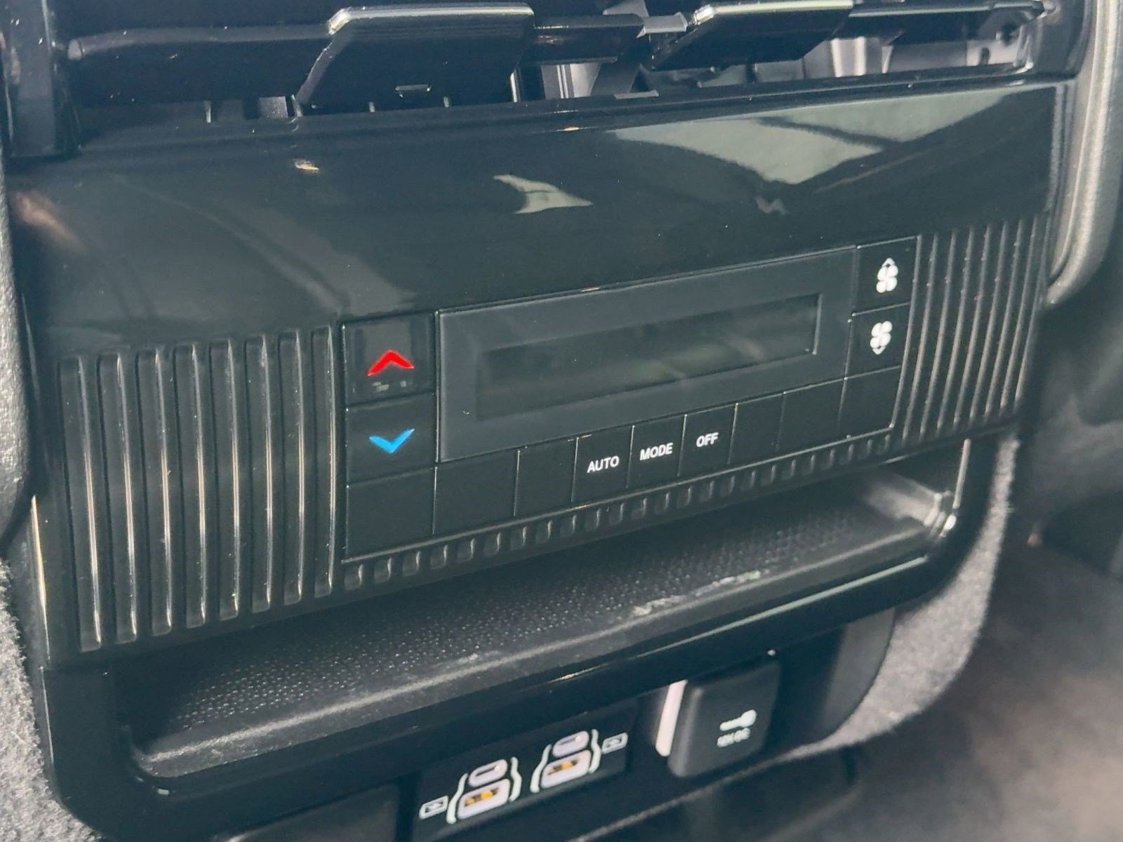 Used 2022 Jeep Wagoneer Series II image 29