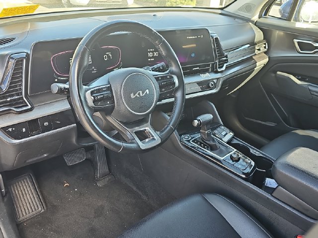 Used 2024 Kia Sportage EX FWD image 17