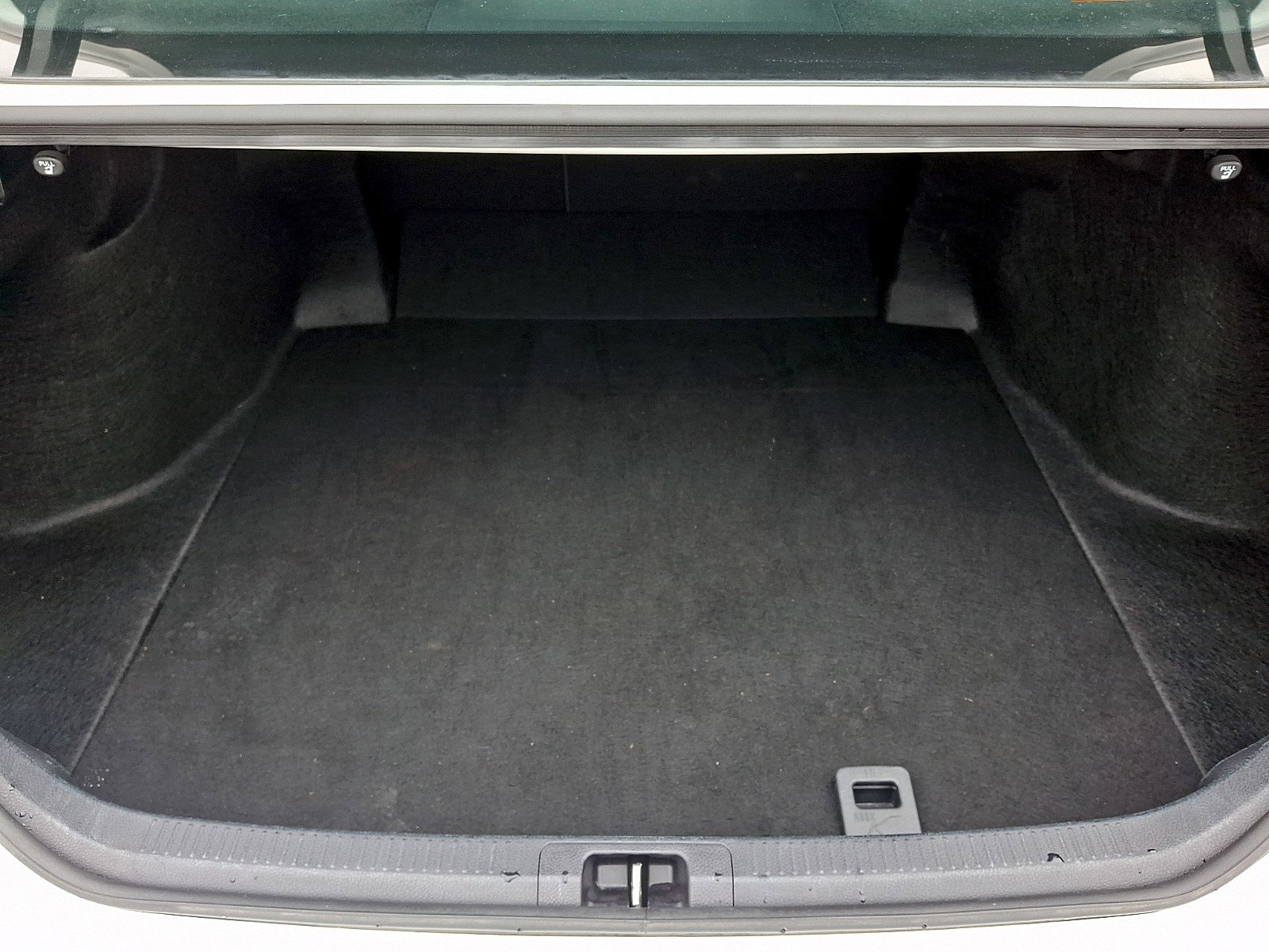 Used 2024 Toyota Camry SE image 28