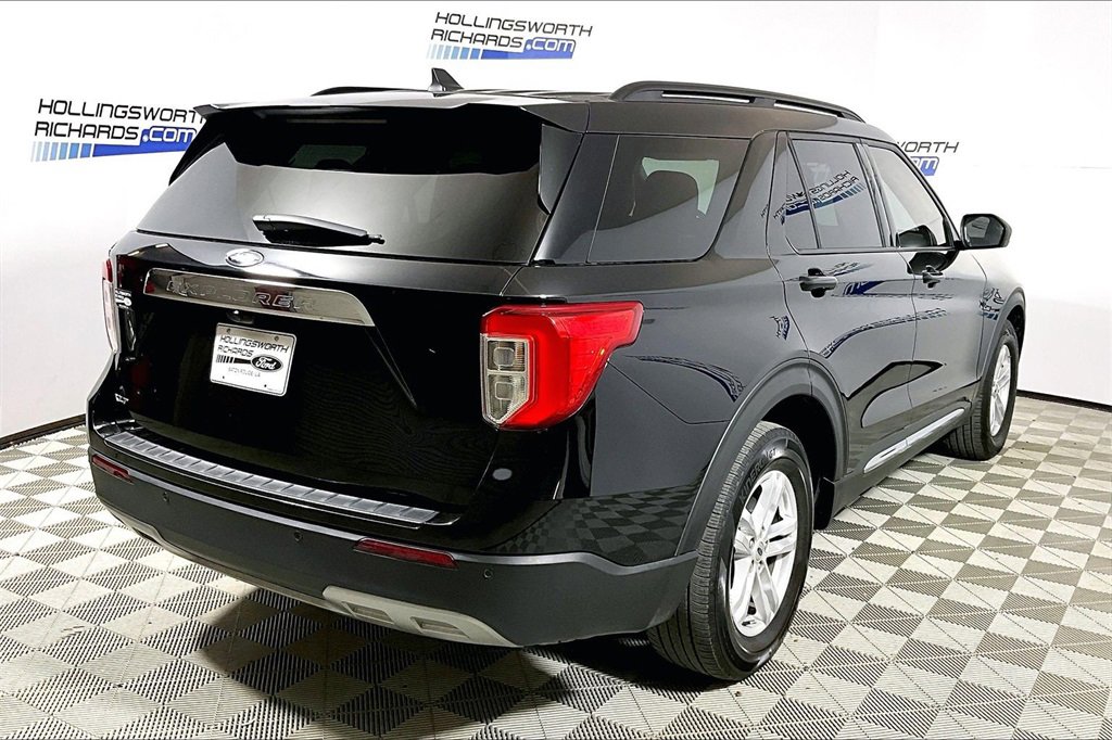 Certified 2024 Ford Explorer XLT w/ Equipment Group 202A image 9