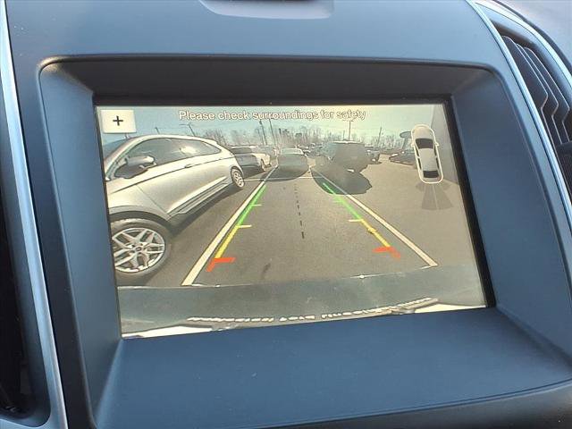 Certified 2018 Ford Edge SEL w/ Equipment Group 201A image 11