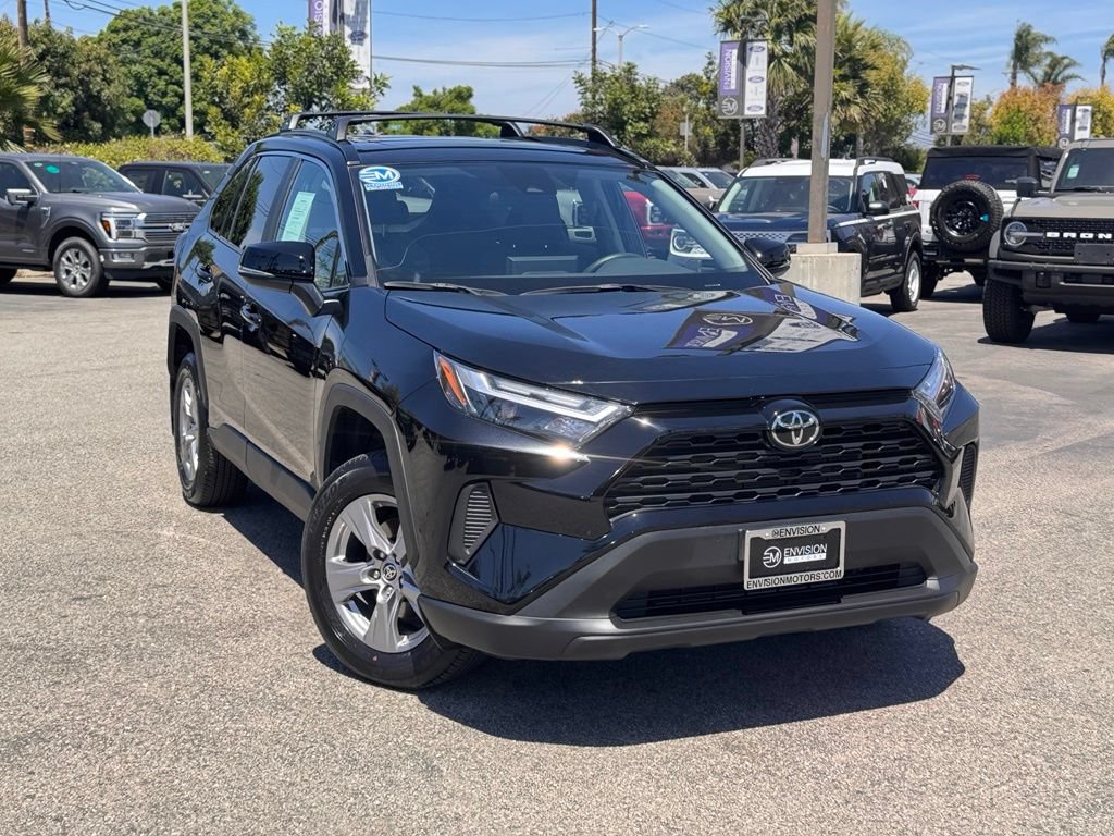 Used 2025 Toyota RAV4 XLE FWD image 2