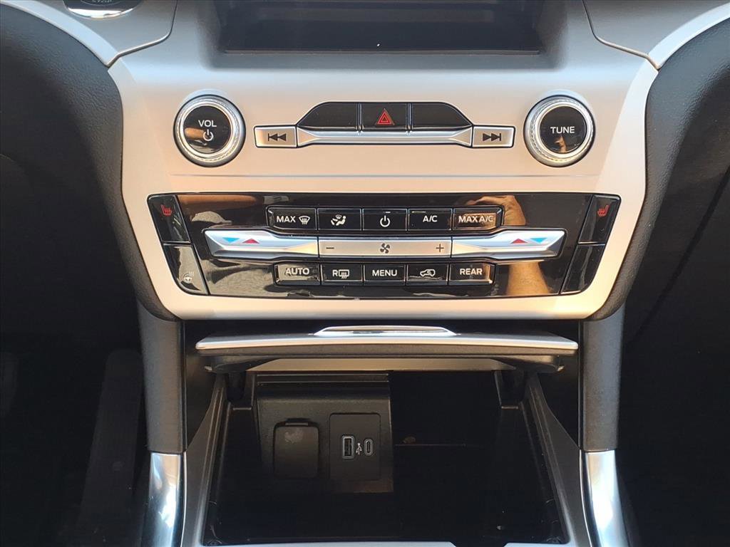 Certified 2022 Ford Explorer XLT w/ Equipment Group 202A image 32