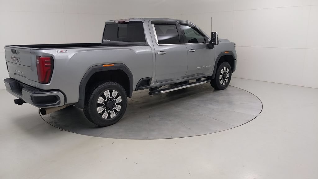 Used 2024 GMC Sierra 2500 Denali w/ Technology Package AWD/4WD image 14