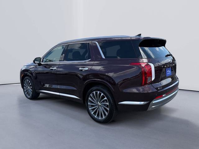 Used 2024 Hyundai Palisade Calligraphy AWD/4WD image 3