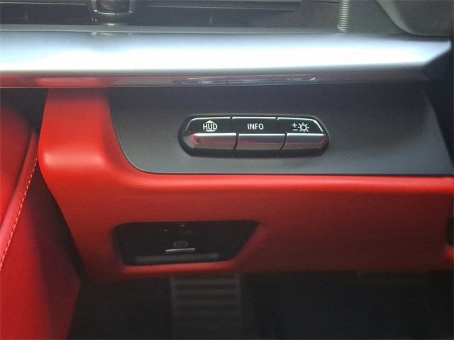 Used 2022 Chevrolet Corvette Stingray Premium Cpe w/ Z51 Performance Package image 23