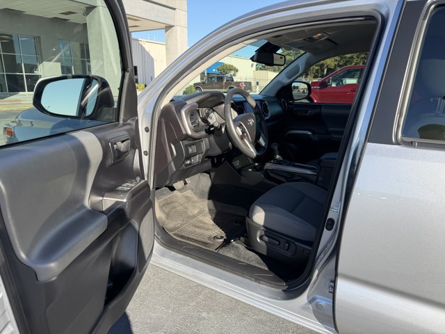Used 2021 Toyota Tacoma SR5 RWD image 7