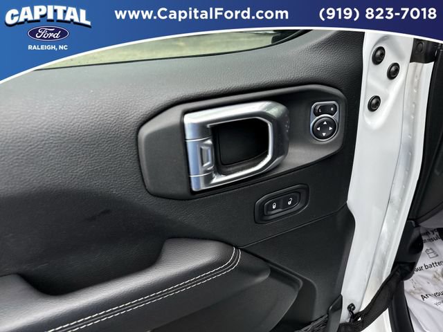 Used 2022 Jeep Wrangler Unlimited Sahara image 20