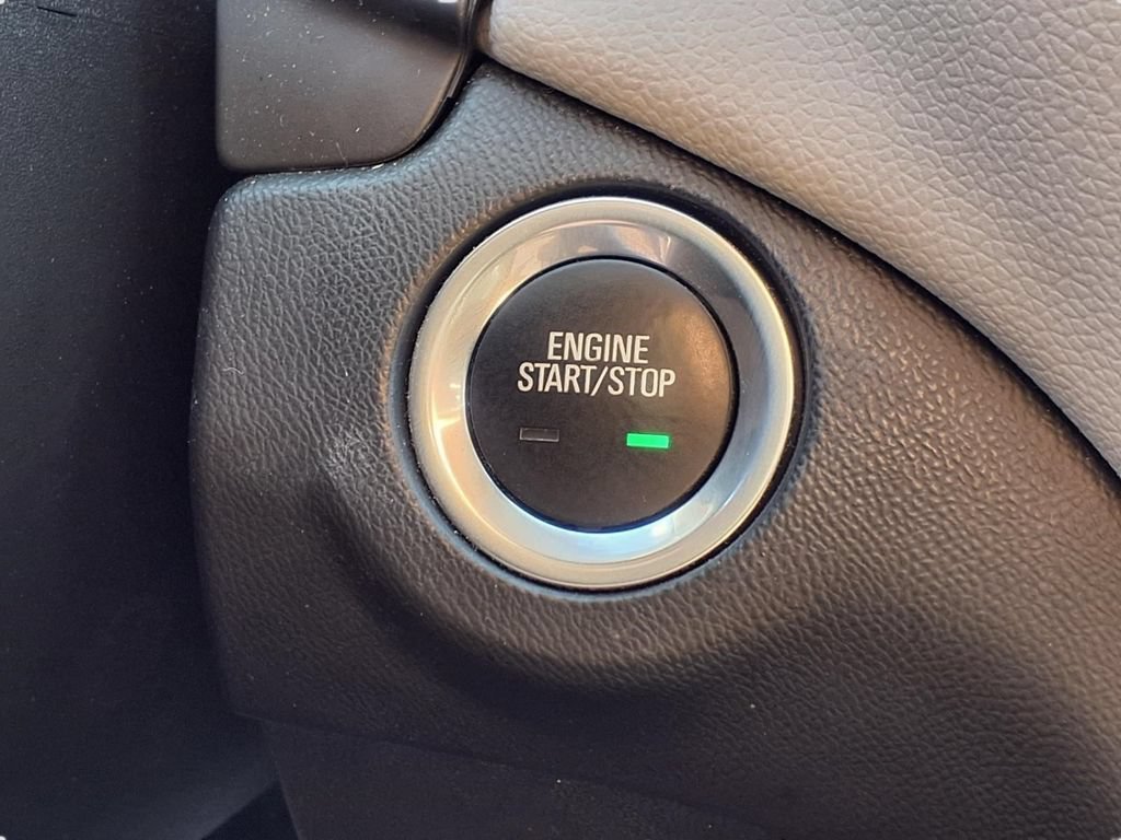 Used 2023 Chevrolet Equinox LT FWD image 13